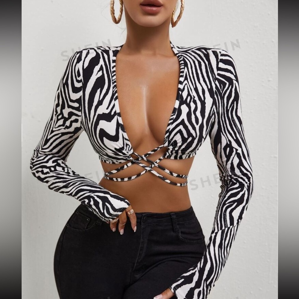 New Zebra crop top - Picture 2 of 4